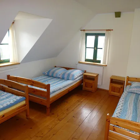 Gospodarstwo Agroturystyczne Zielone Wzgorze 3*