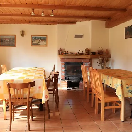 Hotel Gospodarstwo Agroturystyczne Zielone Wzgorze 3*